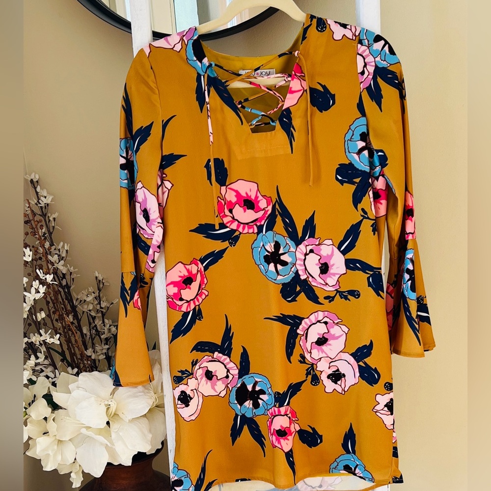 Joy Joy Yellow Gold Floral Dress. Size XS - Picture 1 of 4